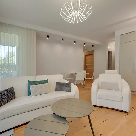 Apartment Tre Mare By The Sea By Grand