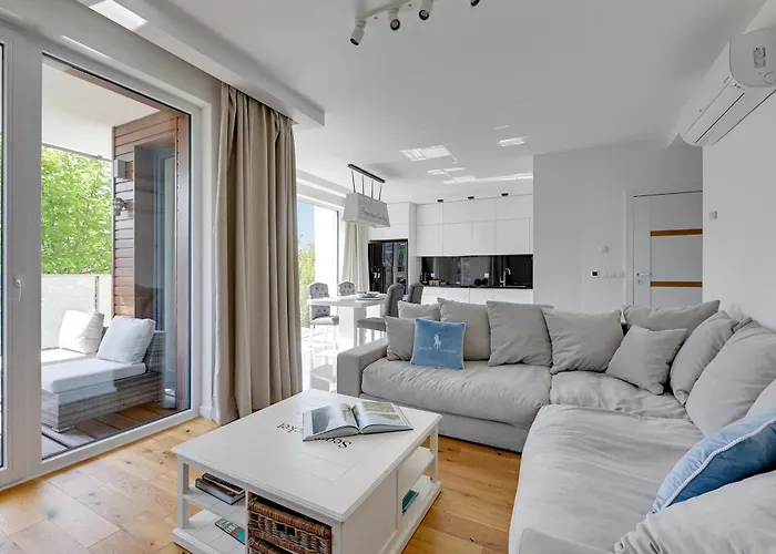 Tre Mare By The Sea By Grand