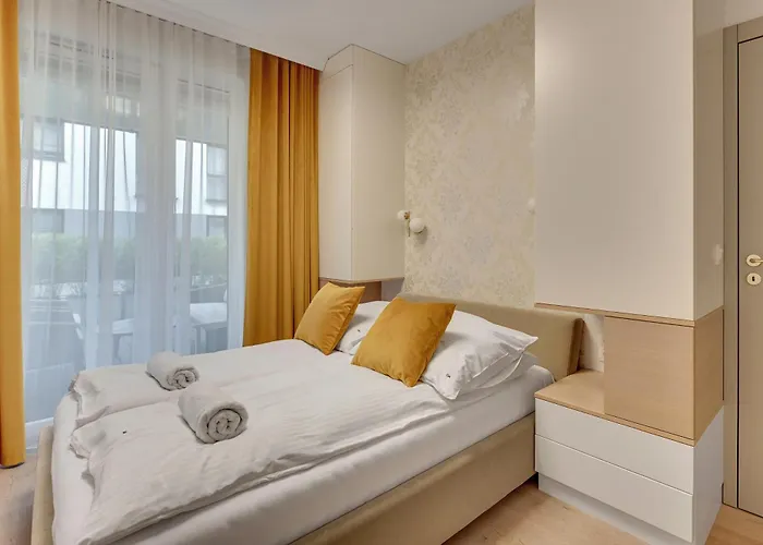 Tre Mare By The Sea By Grand * Danzica