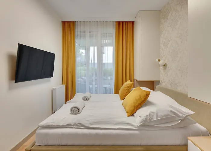 Tre Mare By The Sea By Grand